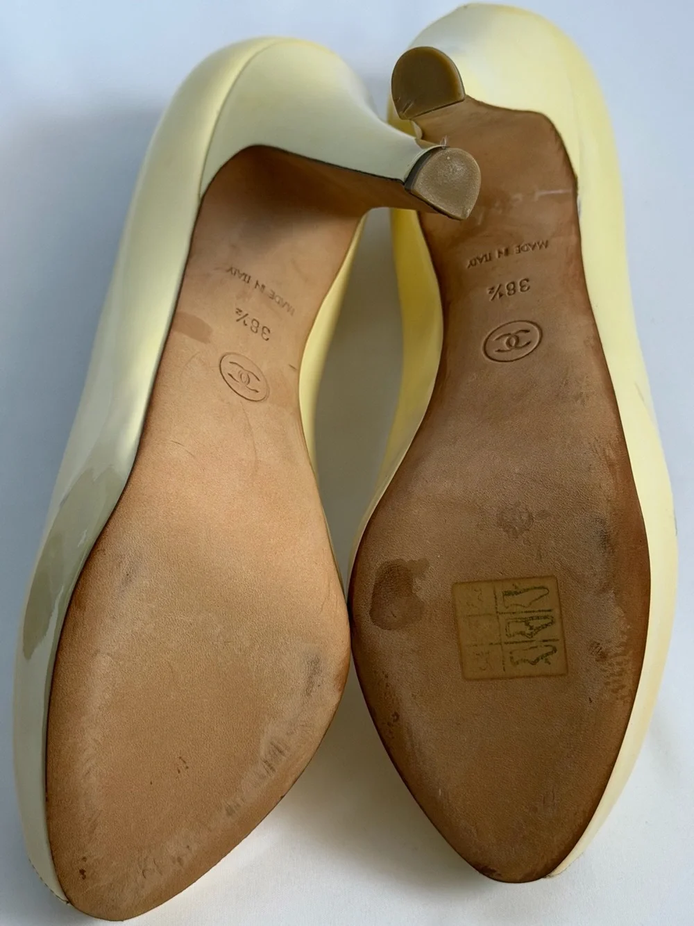 CHANEL Pastel Yellow Patent Leather CC Peep Toe Platform Pumps Heels EU 38.5